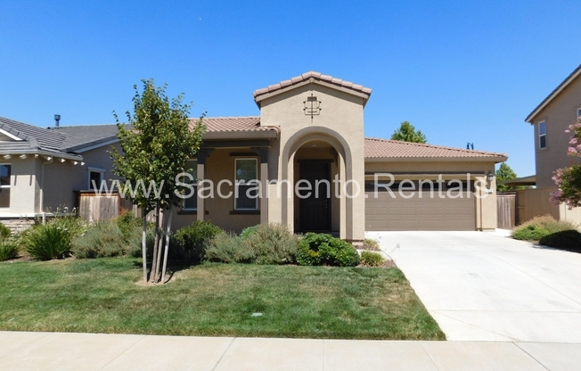 Wonderful Newer 3bd/2ba Elk Grove Home with 2 Car Garage