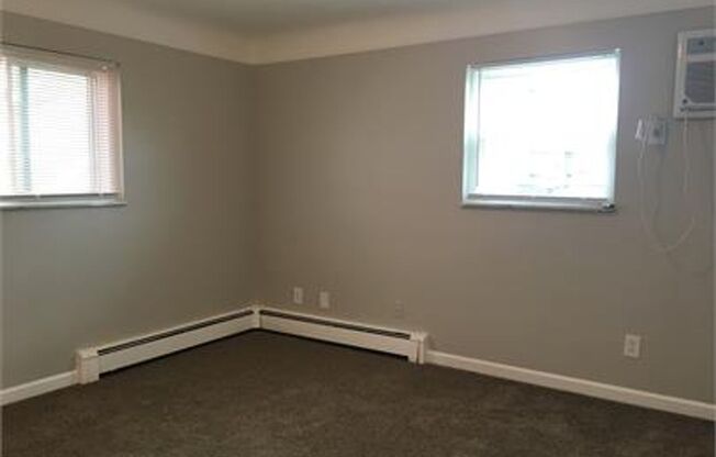 1 bed, 1 bath, $855, Unit PL 307-06