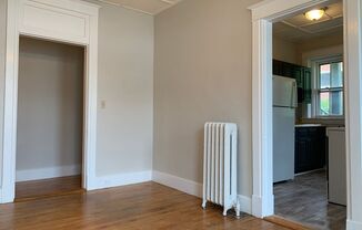 10 Kent Avenue