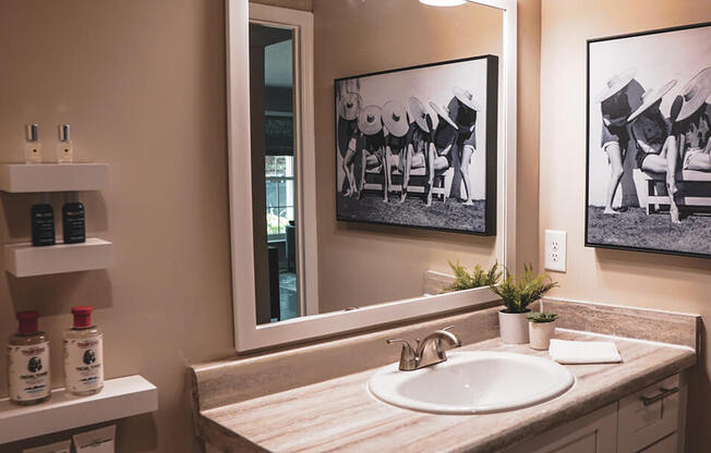 Georgetown of Kettering Apartments bathroom with mirror