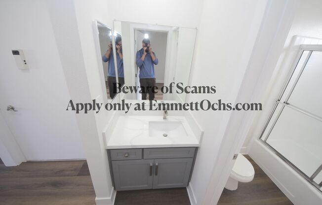 1 bed, 1 bath, $2,295, Unit 35-231