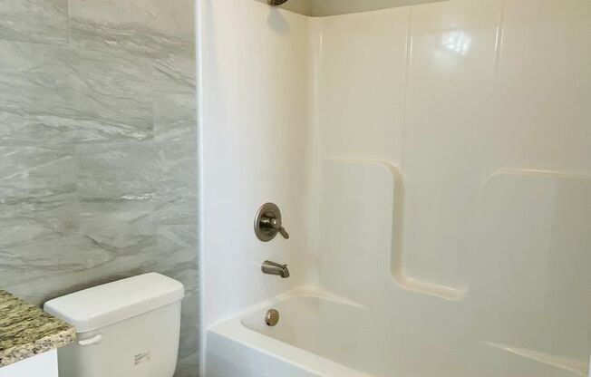 1 bed, 1 bath, $1,595, Unit Apt. A