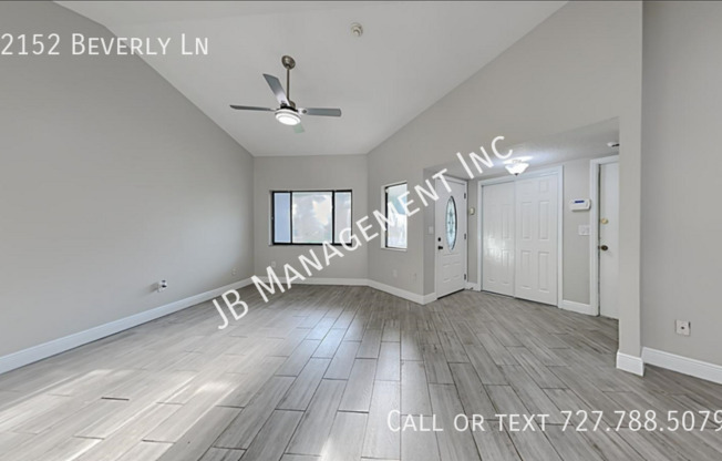 2152 BEVERLY LN