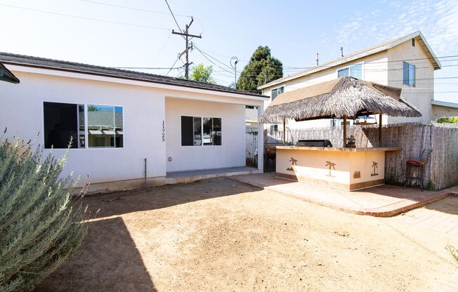 HOUSE - 3 Bedrooms / 2 Baths - Whittier