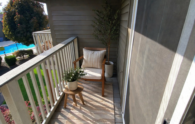 2 beds, 1 bath, 830 sqft, $1,325, Unit D04