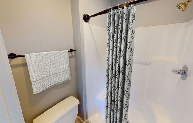 Brixin Franklin Apartments & Townhomes Renovated  Bathroom