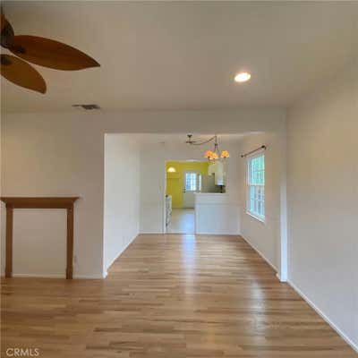 2 beds, 1 bath, 926 sqft, $3,200