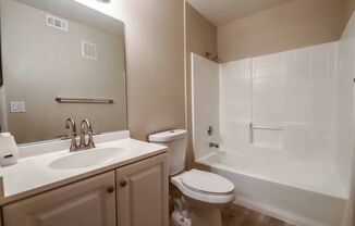 2 beds, 2 baths, $1,450, Unit # 101