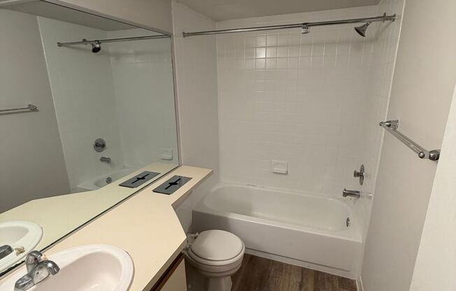 Studio, 1 bath, $1,450, Unit 403