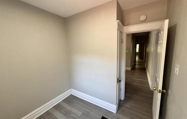 3 beds, 1 bath, $1,350