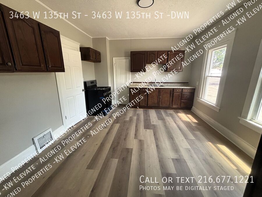 3463 W 135 ST