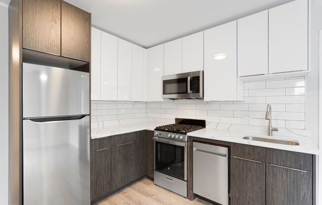 2 beds, 1 bath, 567 sqft, $2,350, Unit 207