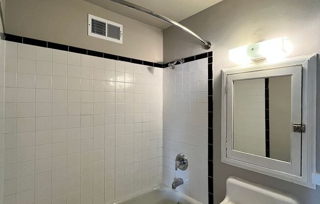 1 bed, 1 bath, $1,345, Unit 57