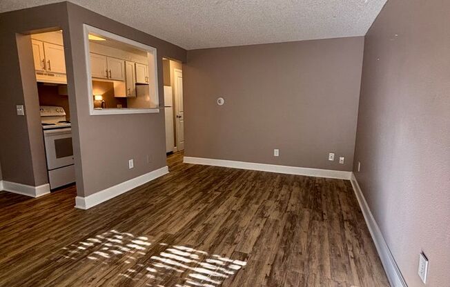 1 bed, 1 bath, $1,290