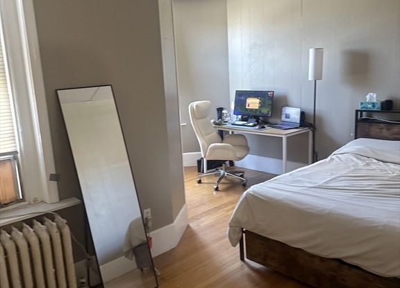 1 bed, 1 bath, 550 sqft, $2,600, Unit 21