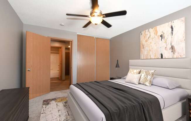 Bedroom With Closet  at Glen Pond Apartments, Minnesota