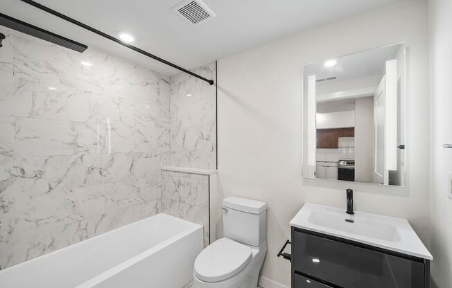 1 bed, 1 bath, 524 sqft, $1,350, Unit 301