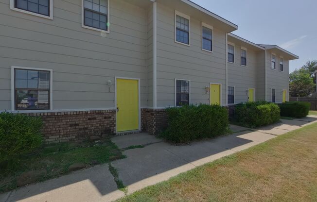 3227 Illinois - 1