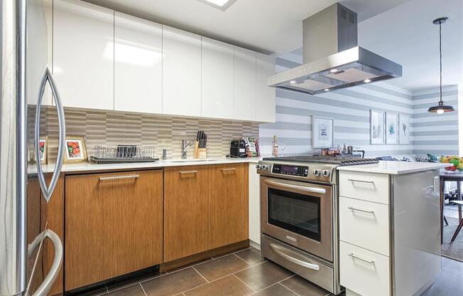 1 bed, 1 bath, $5,375, Unit 29Q