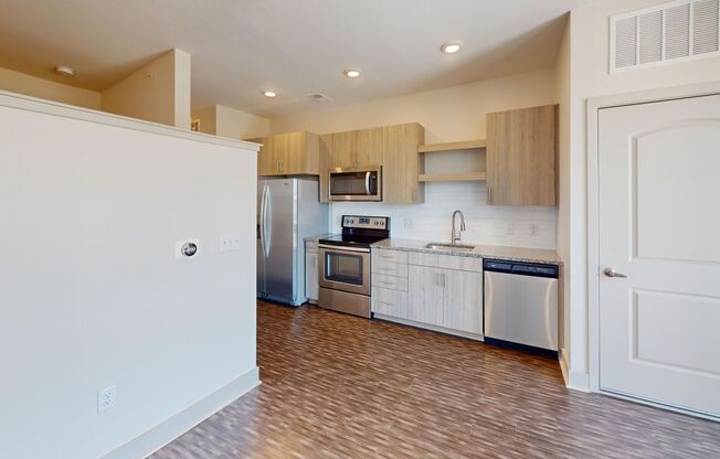 Studio, 1 bath, 589 sqft, $1,289, Unit 534