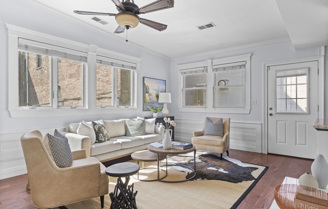 5 NEWHILL PL