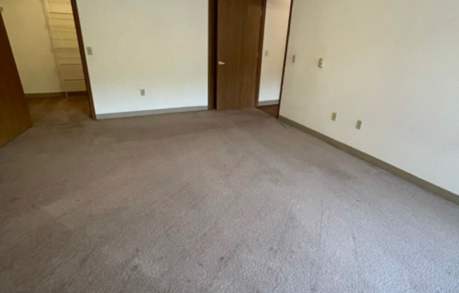 2 beds, 1 bath, 1,000 sqft, $975, Unit TE218X-218