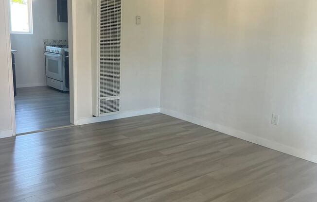 Studio, 1 bath, 325 sqft, $1,700, Unit 2233-07