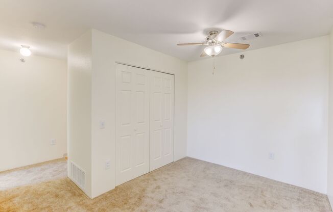 2 beds, 1 bath, 824 sqft, $1,775, Unit 13-306