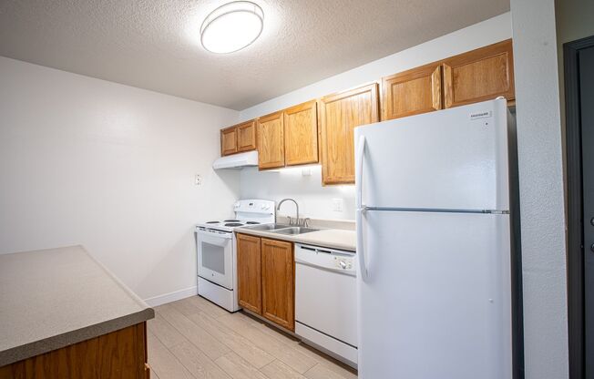 1 bed, 1 bath, 547 sqft, $1,200, Unit 42