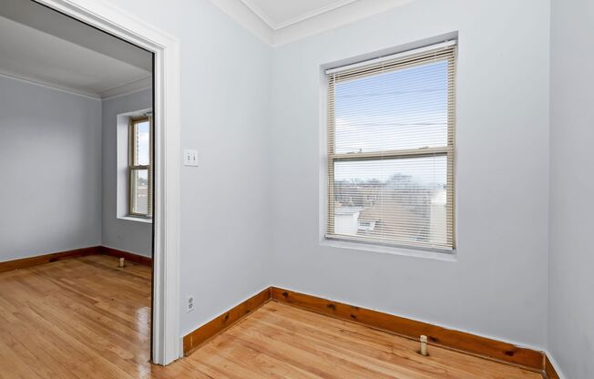 6237-45 Kedzie