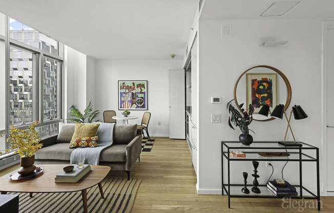 1 bed, 1 bath, 633 sqft, $6,050, Unit PHD