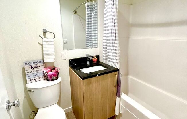 1 bed, 1 bath, 650 sqft, $1,255, Unit 1911 H