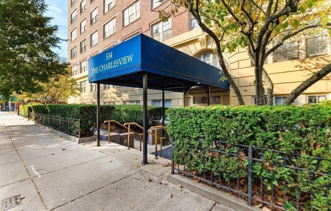 1 bed, 1 bath, 513 sqft, $3,200, Unit 302