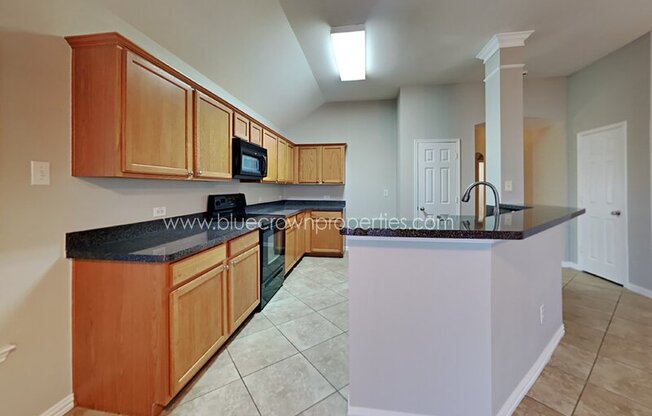 2828 GLENDALE WAY