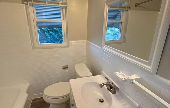 3 beds, 1 bath, $1,995