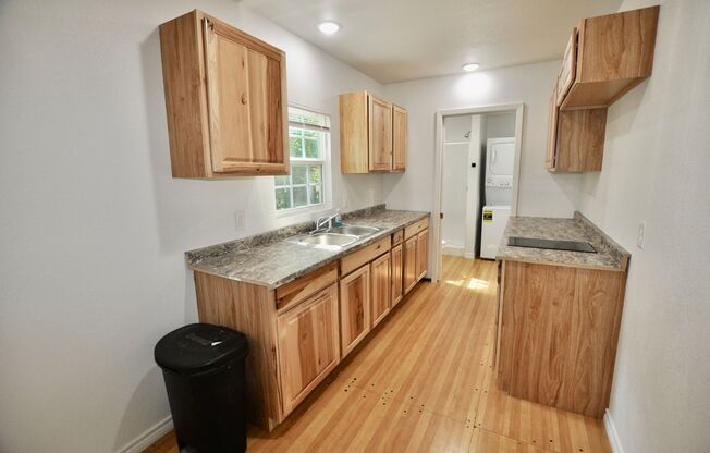 1 bed, 1 bath, $1,100