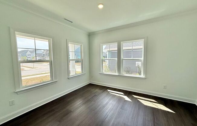 1342 HAZELNUT RDG LN