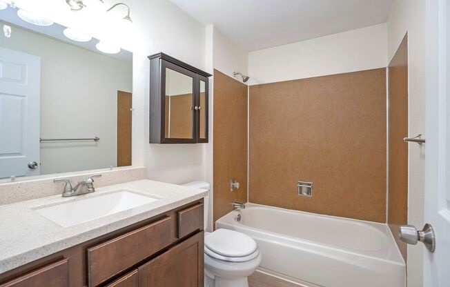 2 beds, 1 bath, $1,490, Unit UNIT 1