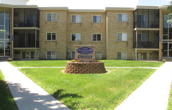 2 beds, 1 bath, 861 sqft, $1,250, Unit 36