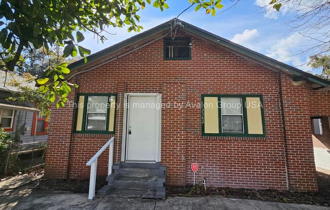 2562 Lewis Street