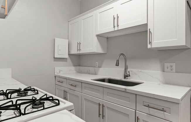 2 beds, 1 bath, 552 sqft, $1,895, Unit 726-03