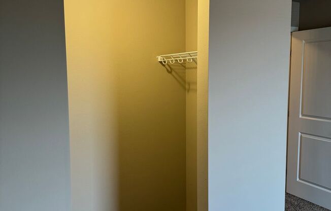 1 bed, 1 bath, 662 sqft, $1,020, Unit 2400-303