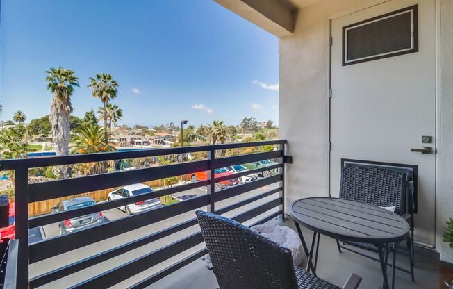 2 beds, 2 baths, 805 sqft, $2,695, Unit 4202