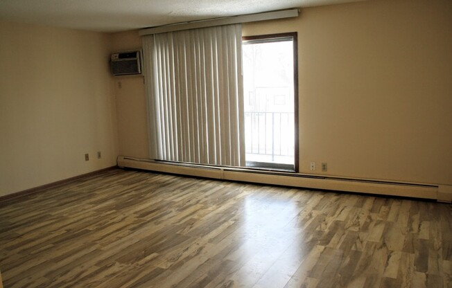 Cedar Avenue Apartments
