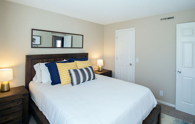 Ashbrooke Apartments Bedroom II