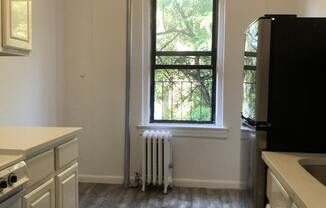 Studio, 1 bath, $1,700, Unit 3B