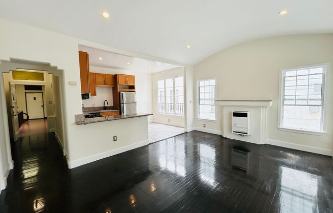 215 Elm