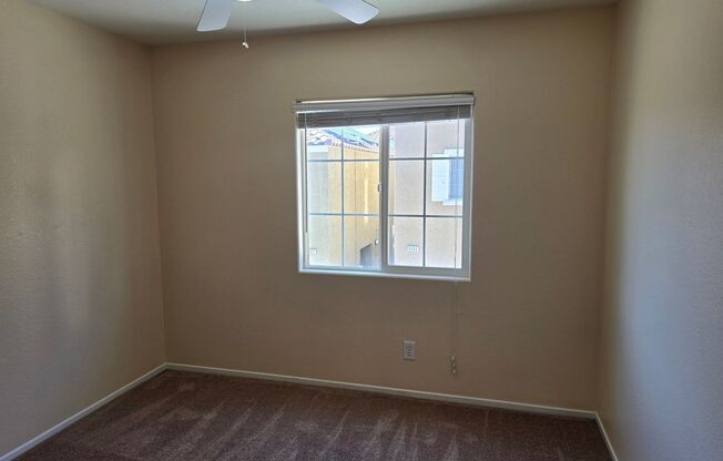 3 beds, 2.5 baths, $1,730