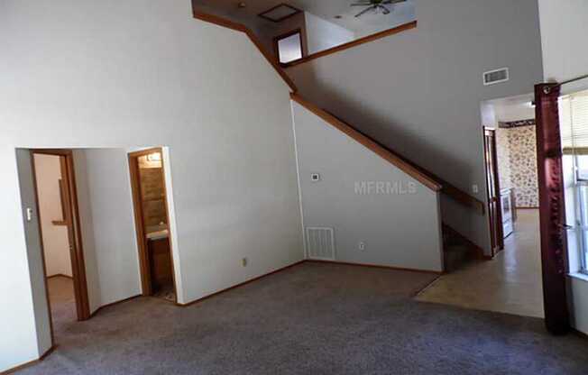 3 bed/2.5 bath in Metro West - Available NOW! Great Location!