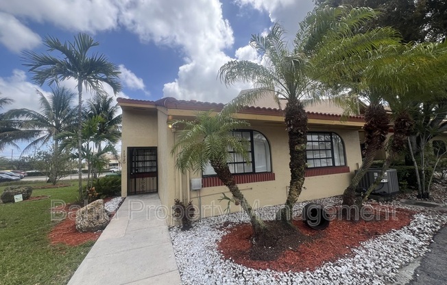 11720 SW 103 LN